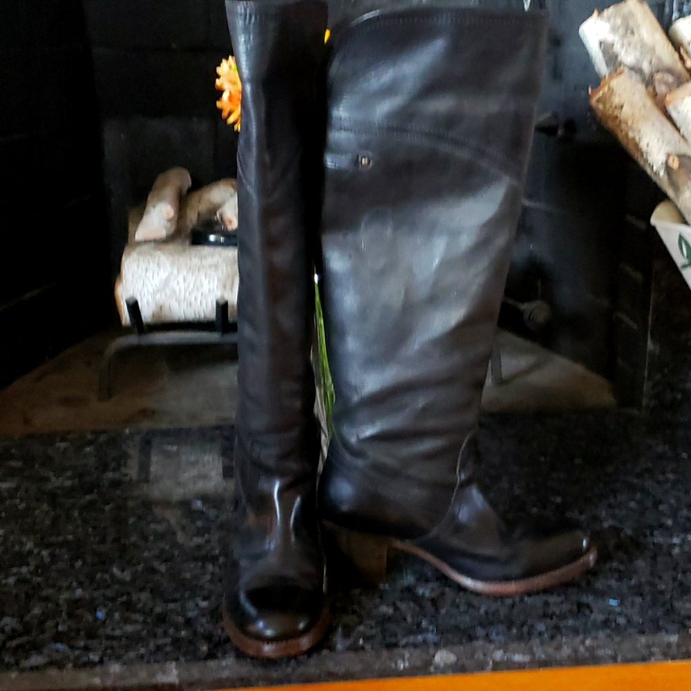 Over the knee FRYE leather boots